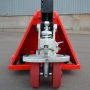 фото ручная гидравлическая тележка низкопрофильная oxlift ox20-l52 52 мм 2000 кг